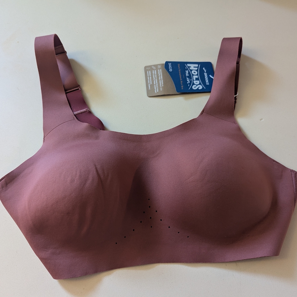 NWT Brooks Pink Sports Bra with Adjustable Straps